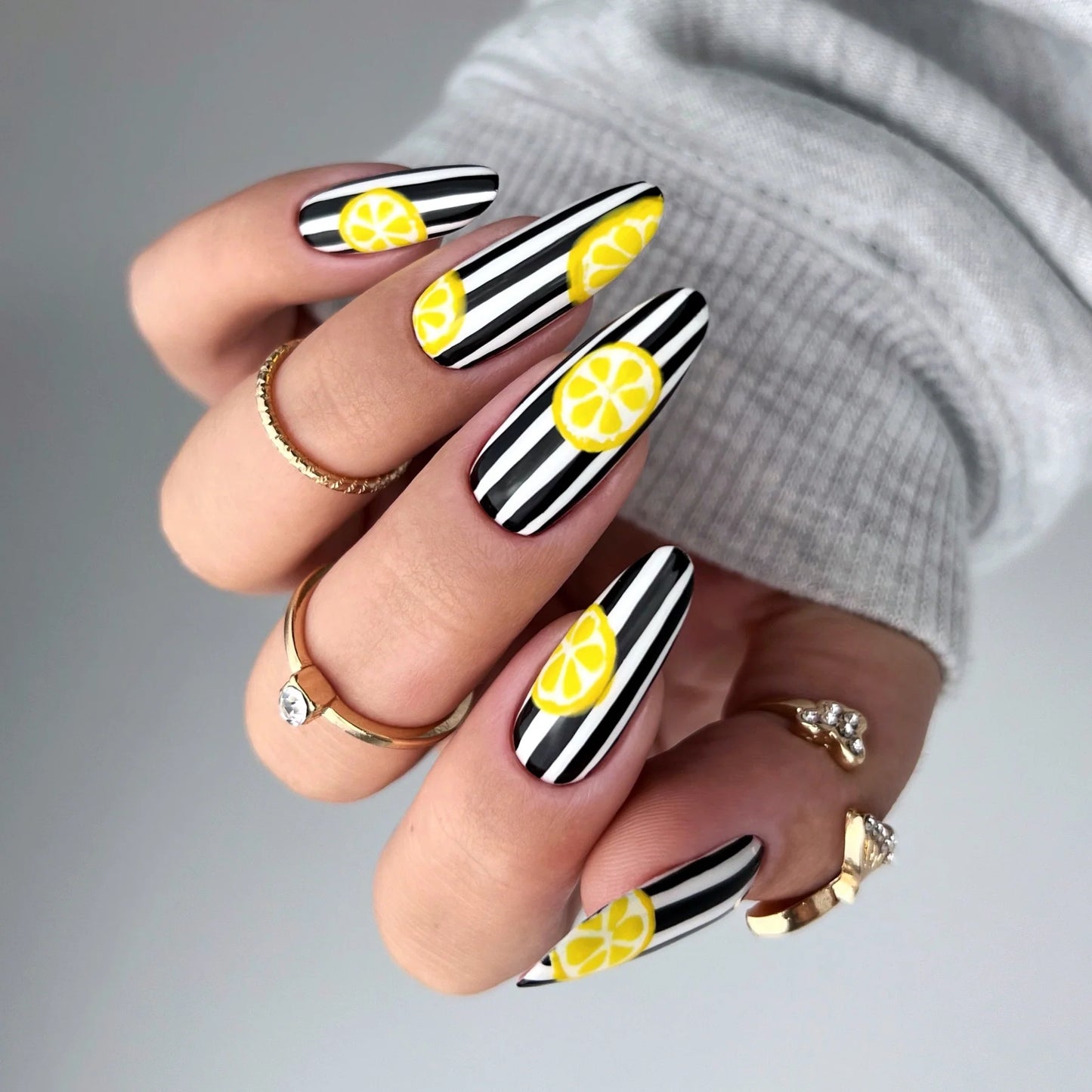 Verniz Gel Studios, Canary Yellow, 8ml
