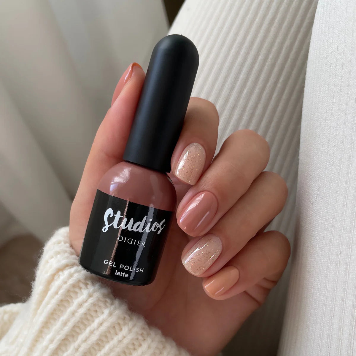 Verniz Gel Studios Didier, latte 8ml